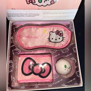 Hello Kitty X The Crème Shop 3 Pc Holiday spa set.